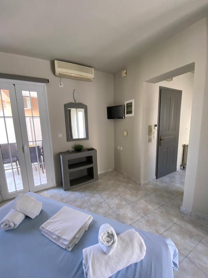 Pelagias Apartments Agia Efimia ภายนอก รูปภาพ